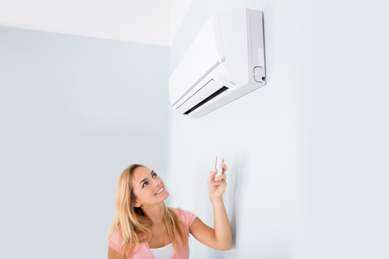 4 Safety Tips For DIY Cleaning Your Air Conditioner